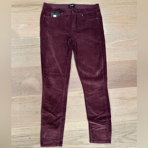 BNWT Paige Women’s Burgundy Corduroy Pants